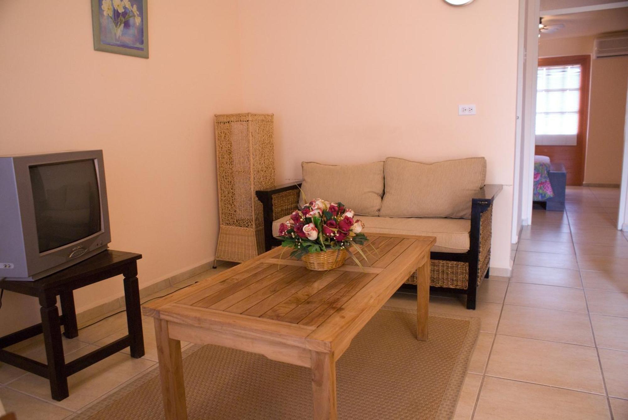 Camacuri Apartments Oranjestad Bilik gambar